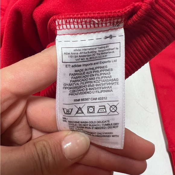 adidas boys red white superstar track jacket XL NWT L107-25 - Picture 5 of 6